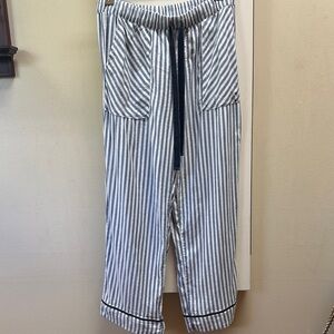 Aerie Striped Blue and White pajama Pants size short p